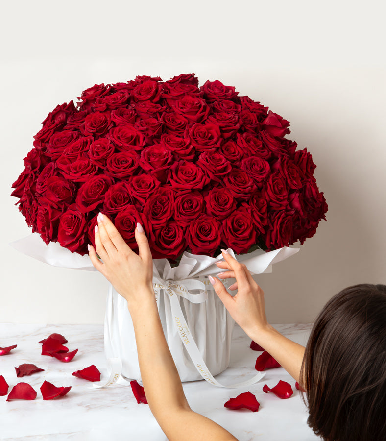 Grande Amour Red Roses | 101 & 201 Luxury Roses London – Beaucoup London